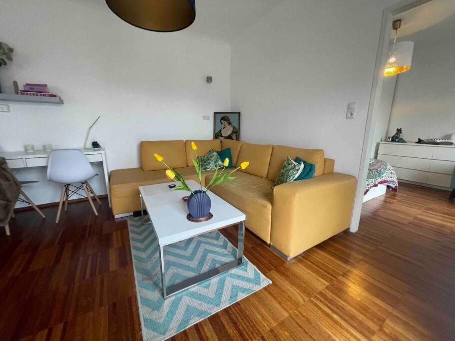 Cosy Flat With Huge Terrasse! Long Or Shortterm Apartment Viena Exterior foto