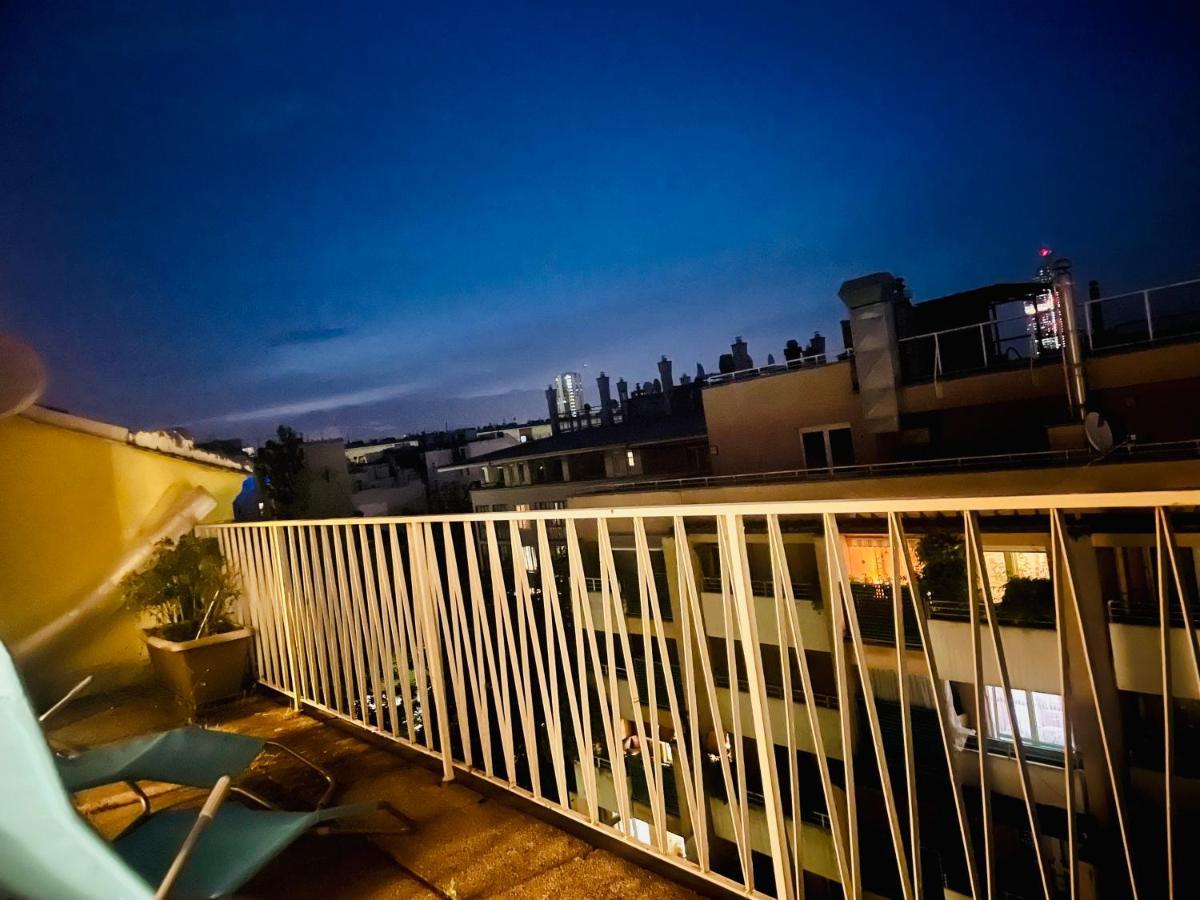 Cosy Flat With Huge Terrasse! Long Or Shortterm Apartment Viena Exterior foto