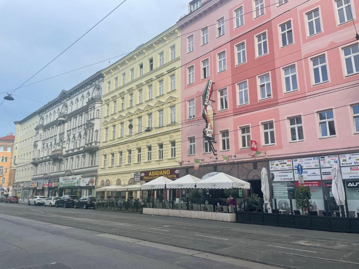 Cosy Flat With Huge Terrasse! Long Or Shortterm Apartment Viena Exterior foto