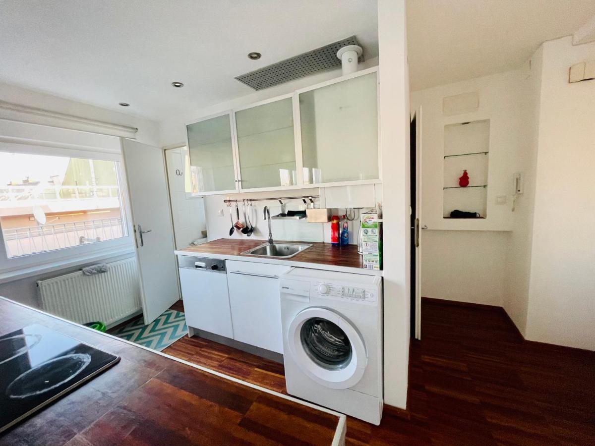Cosy Flat With Huge Terrasse! Long Or Shortterm Apartment Viena Exterior foto